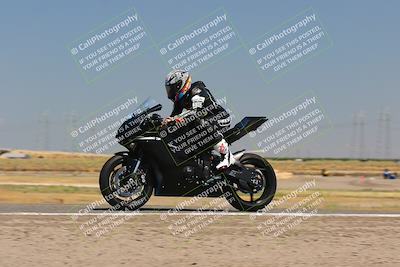 media/Sep-04-2023-Lets Ride (Mon) [[34443f911e]]/B Group/1220pm (Wheelie Bump)/